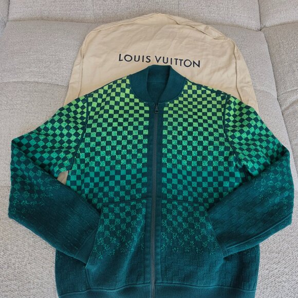 Louis Vuitton Reversible Jacket with Damier Print - Picture 3 of 16